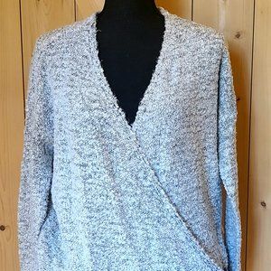 Women's V-Neck Sweater, L